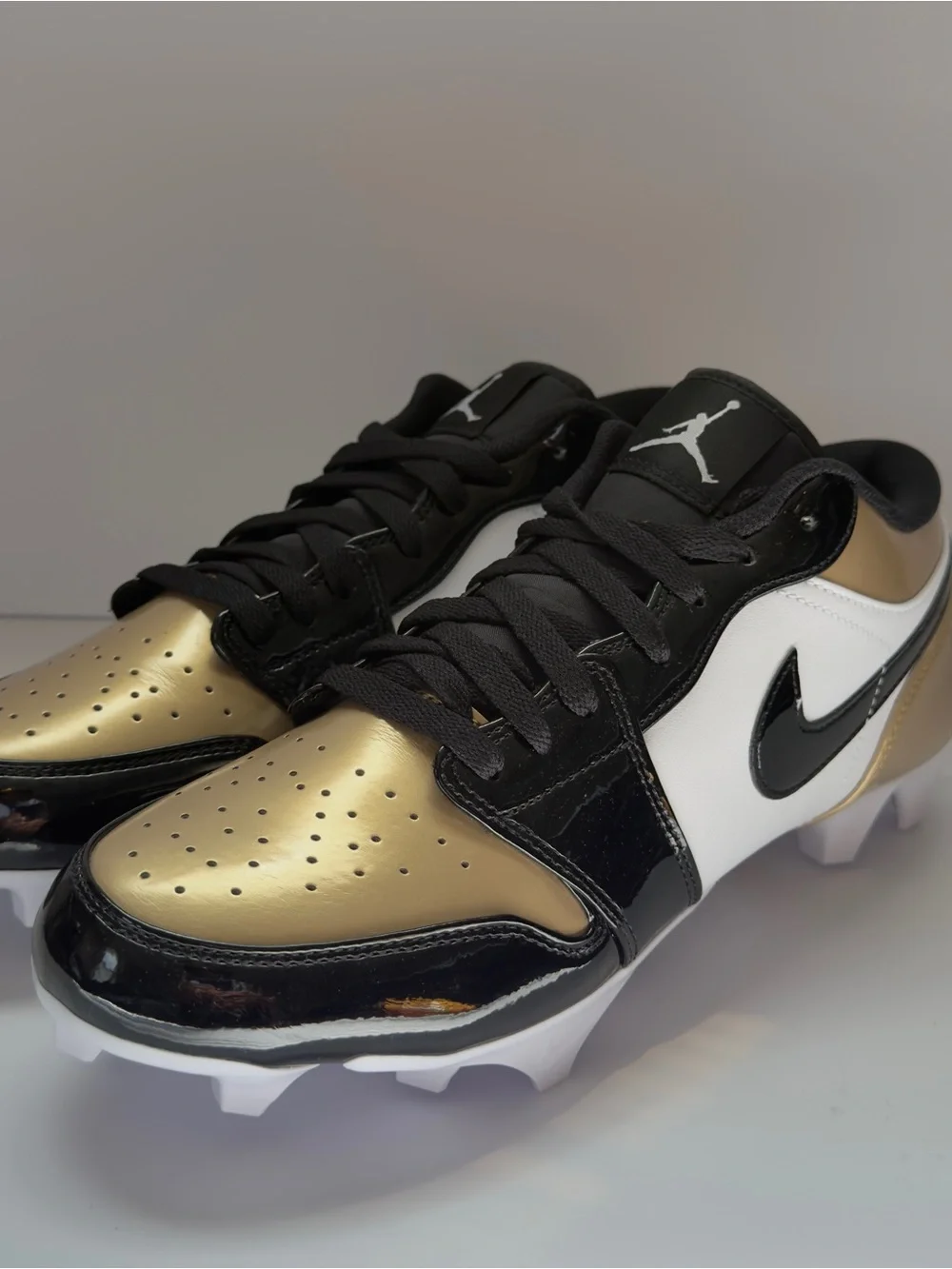 Nike Air Jordan 1 Low TD Gold Black Men’s Football Cleats Size 10